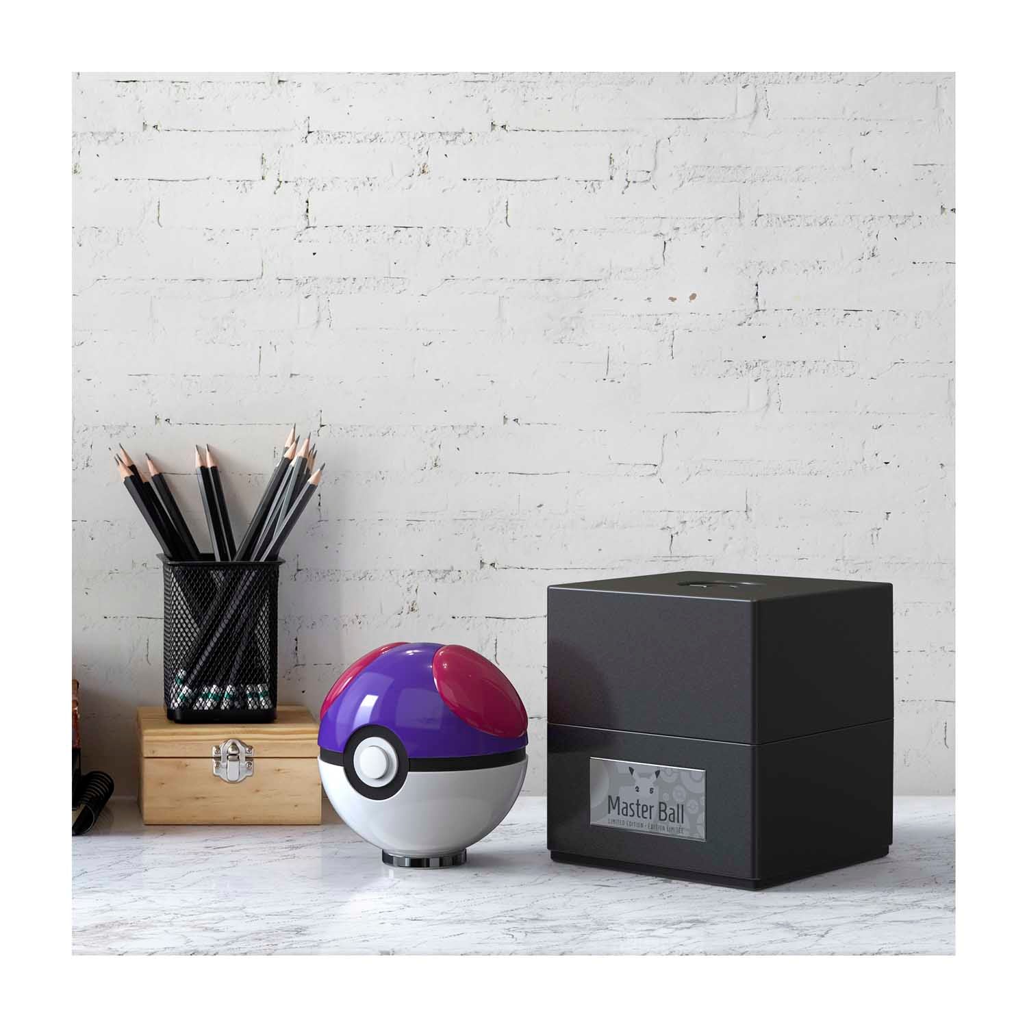 Master Ball by The Wand Company (LE 5000)